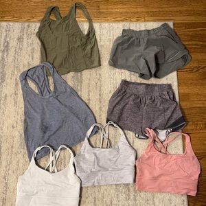 Lululemon size 4